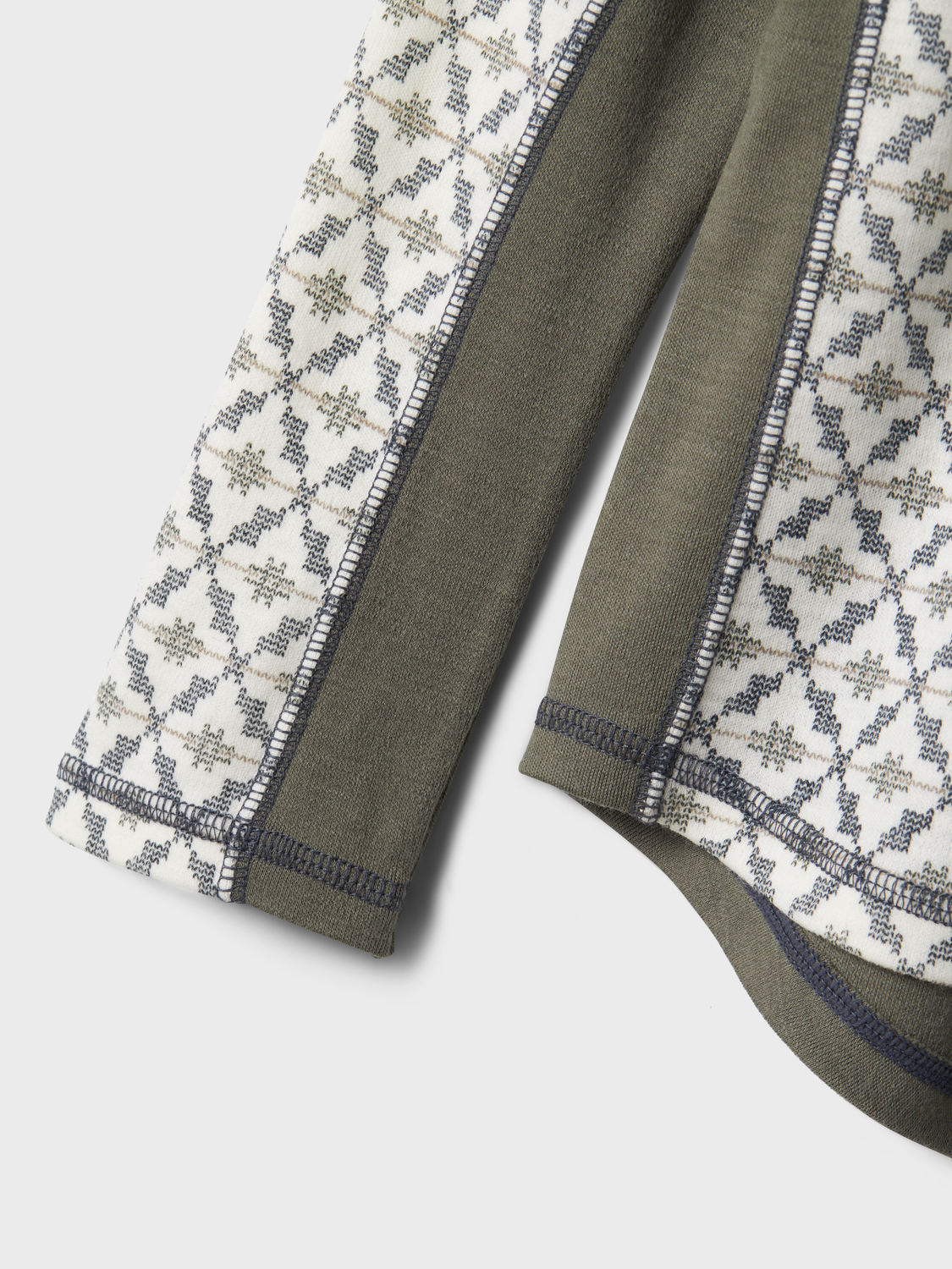 model_shot-front_full